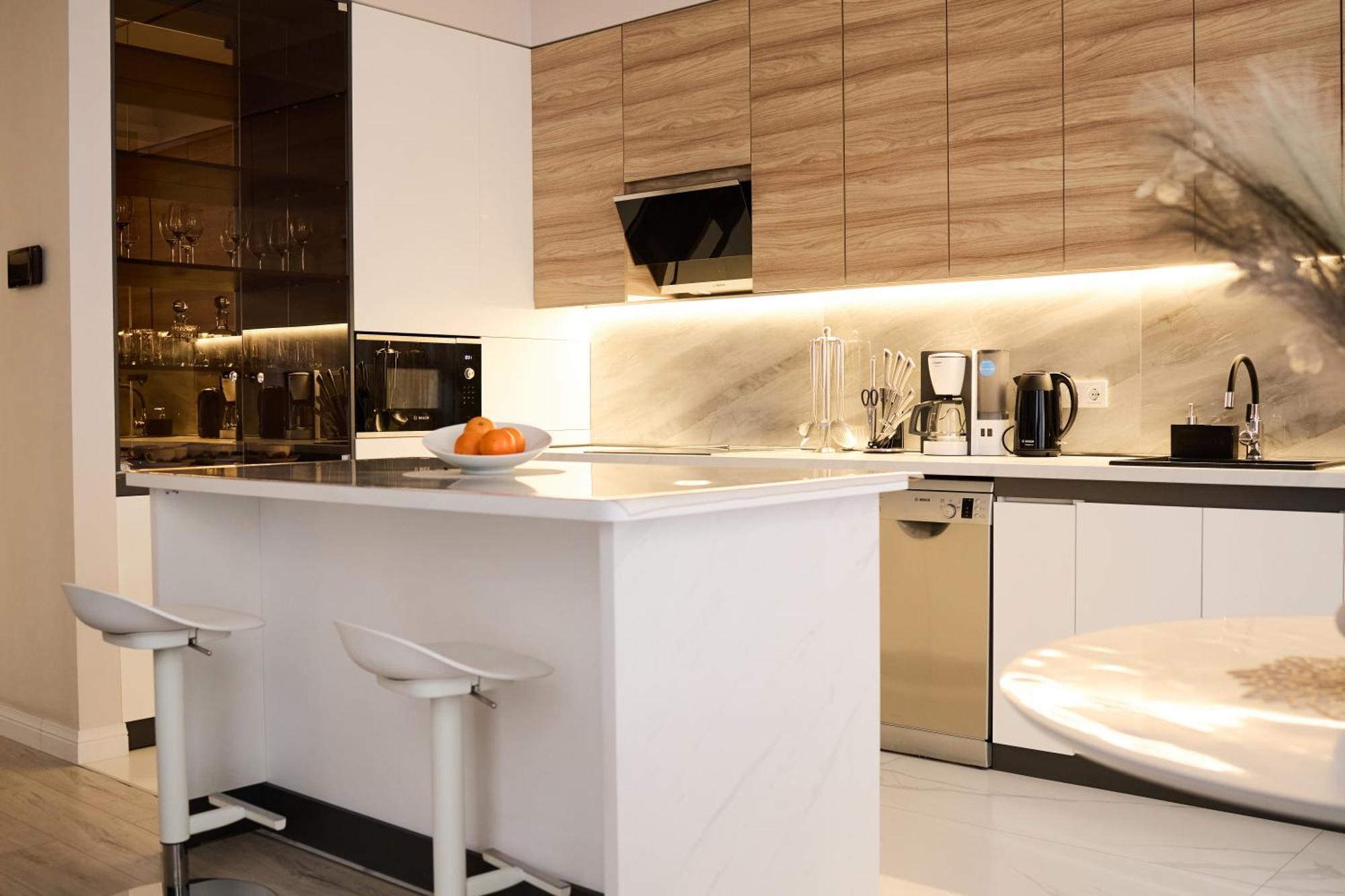 Lovely 1-Bedroom Rental Unit In Downtown ดูแชนเบอ ภายนอก รูปภาพ